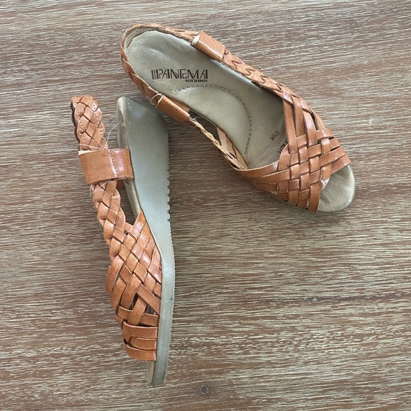 Ipanema Women's Tan Sandals - Picture 7 of 8